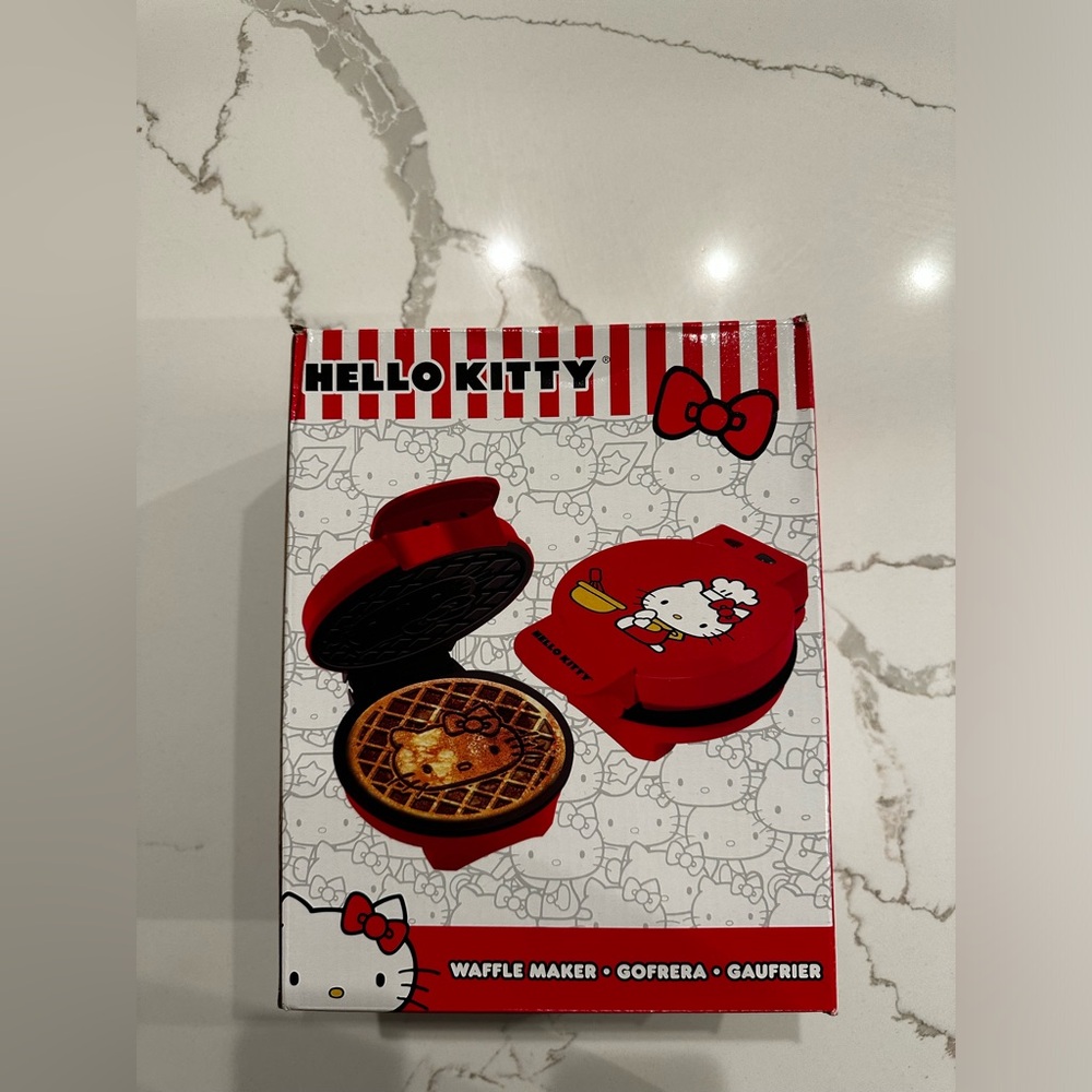Hello kitty waffle maker - Picture 4 of 5